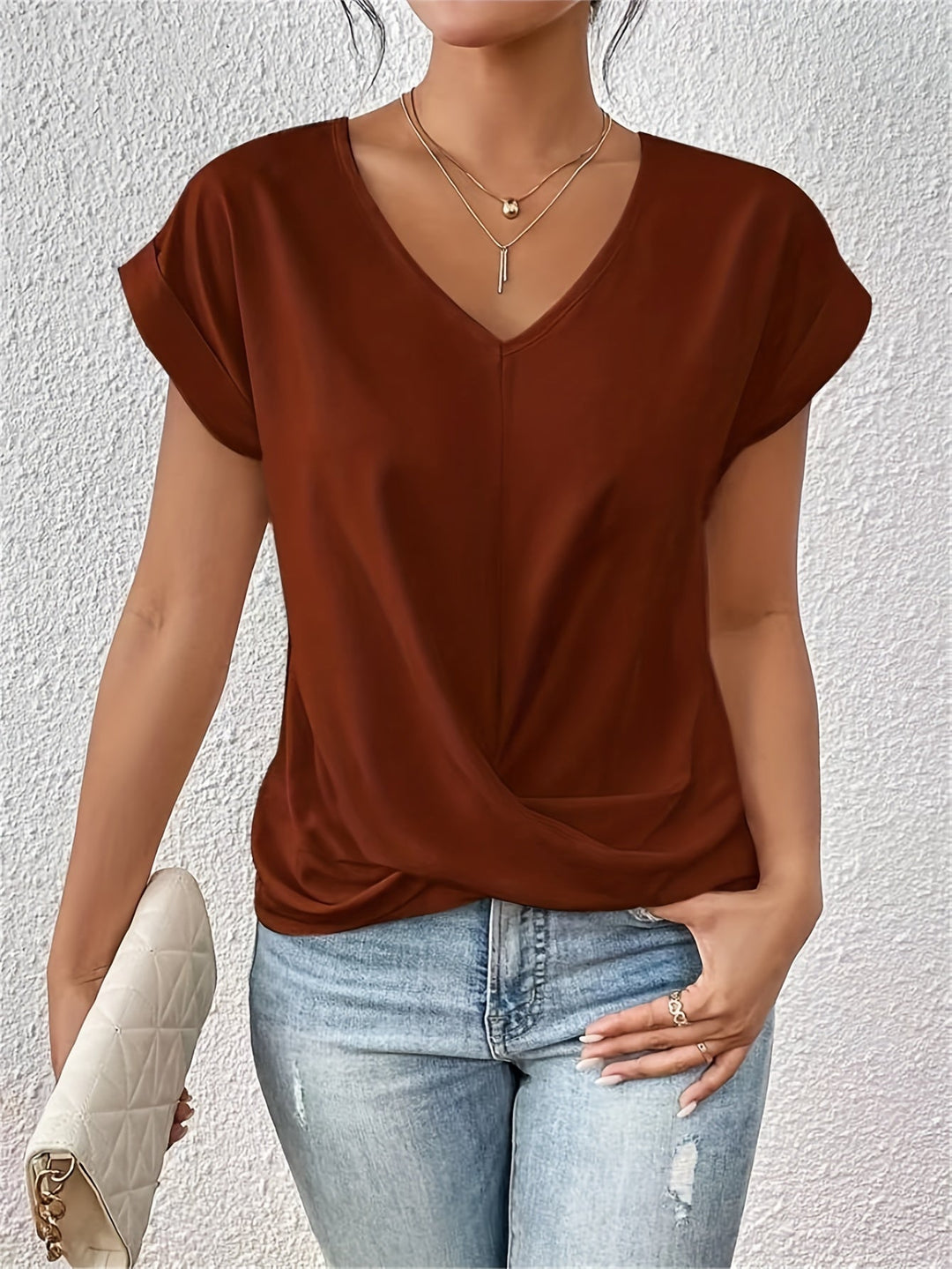 Hope | Casual T-Shirt with Sweetheart Neckline