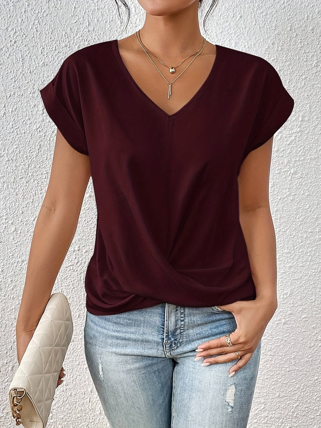 Hope | Casual T-Shirt with Sweetheart Neckline