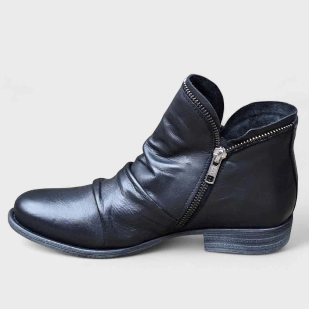 Melinda - Elegant and Comfortable Boots