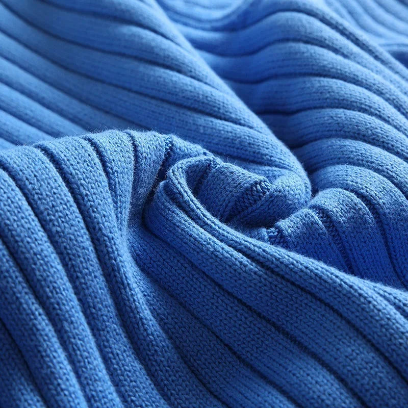 Erik - Elegant Winter Jumper